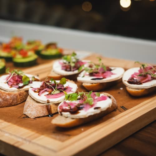 goats cheese and red onion sliders goats cheese and red onion sliders